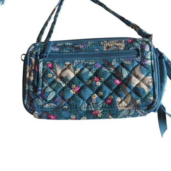 ⭐️🎉HP2🎉⭐️ Vera Bradley - All in One Crossbody Bag in Hanging Around (2021) EUC - Picture 3 of 11